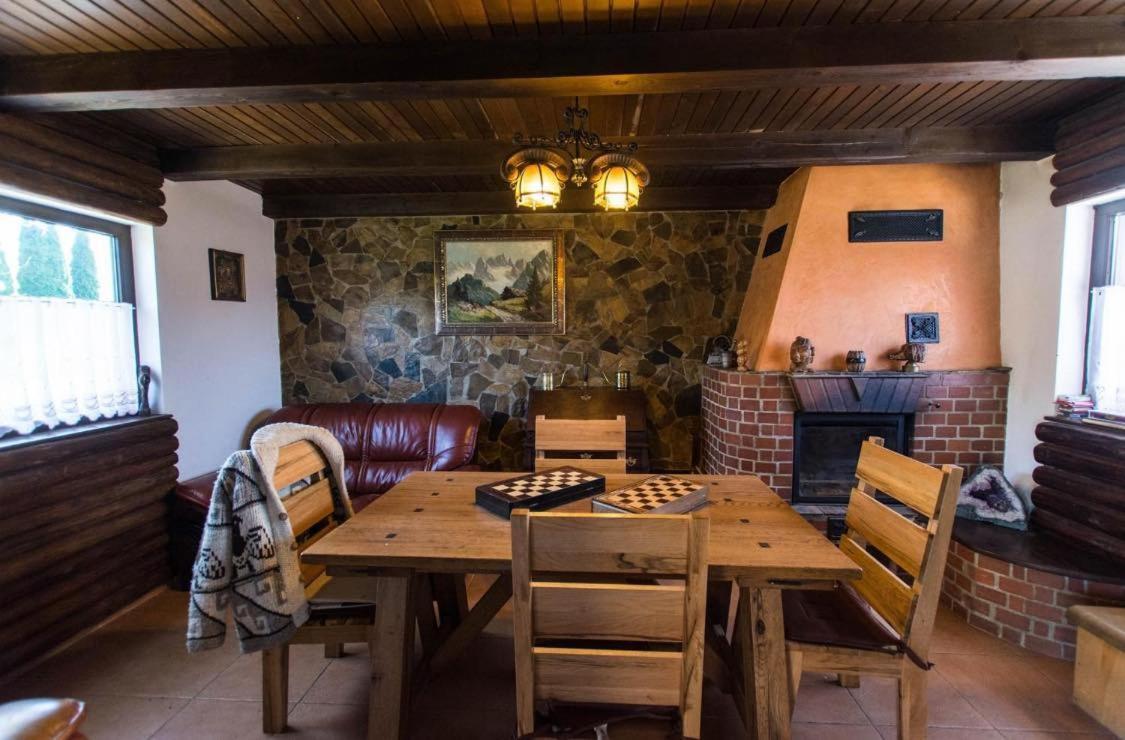 Villa Casa Vatra Sinteului - Cu Sala De Evenimente De Capacitate Mare - Se Inchiriaza Integral Socet Exterior foto