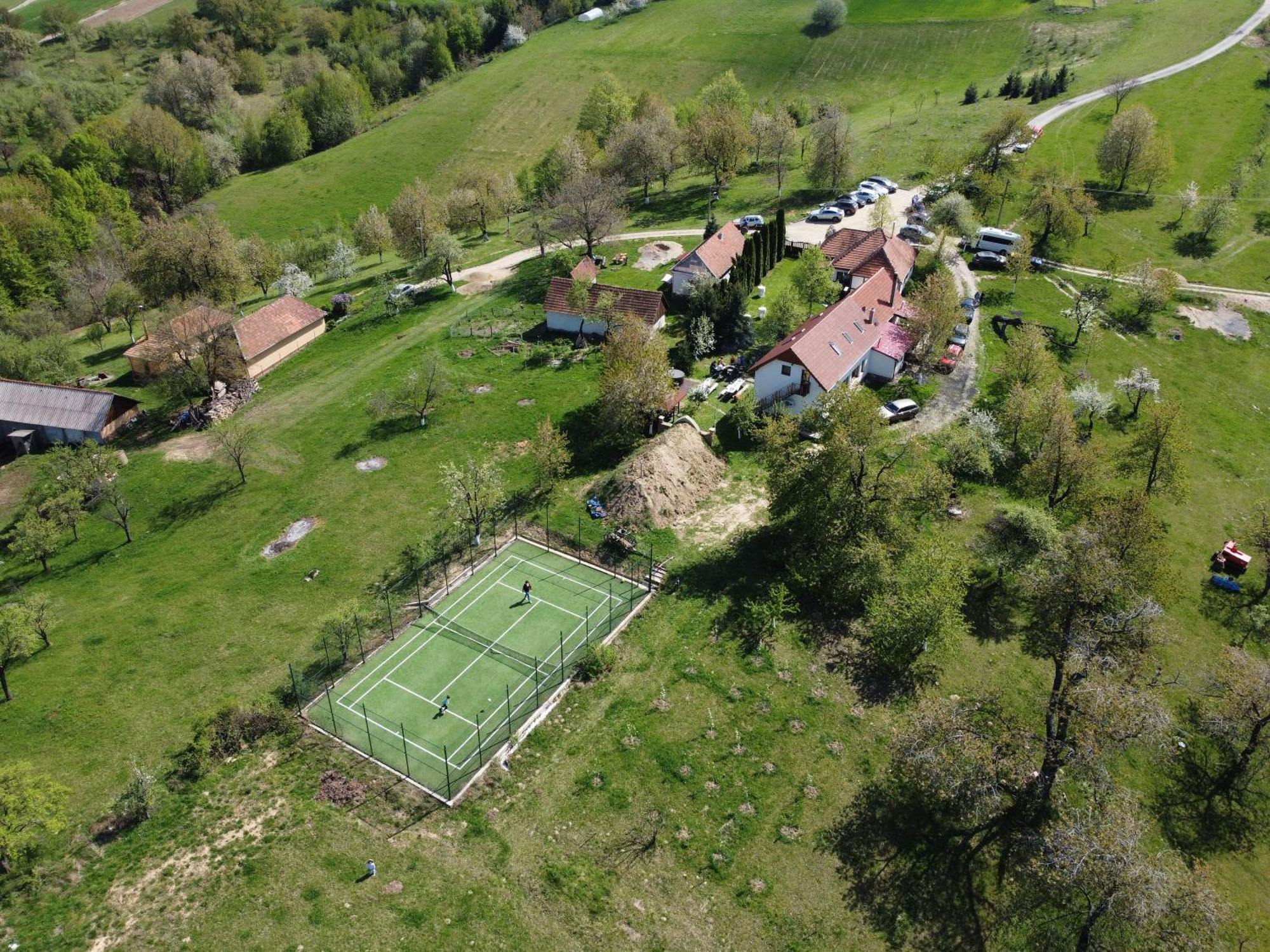 Villa Casa Vatra Sinteului - Cu Sala De Evenimente De Capacitate Mare - Se Inchiriaza Integral Socet Exterior foto